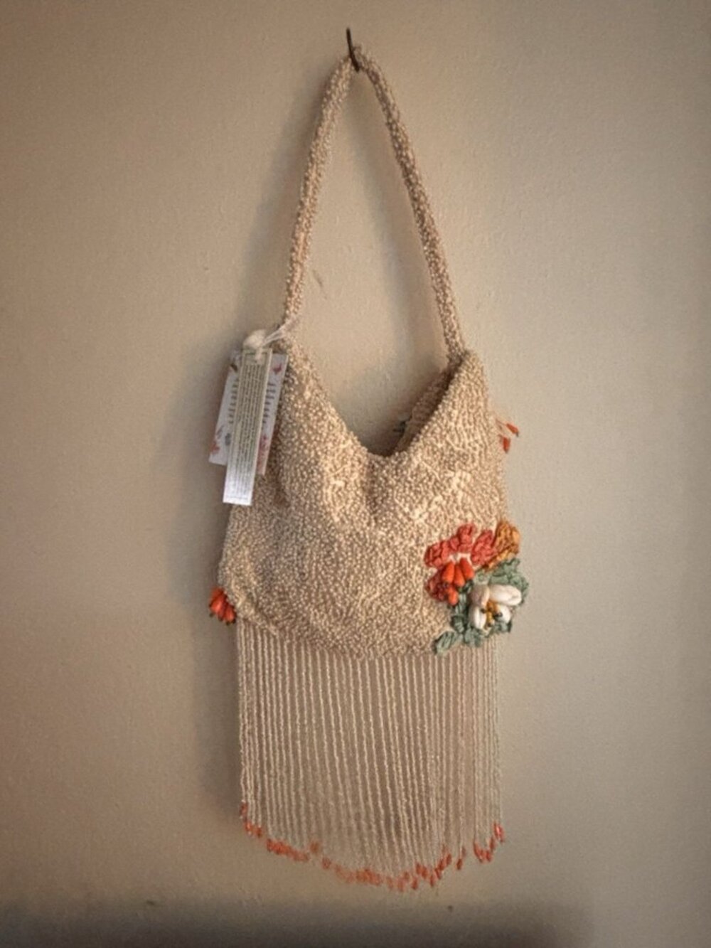 Beaded Fringed Seashells 3D Multicolor Shoulder Bag Handcrafted in India NWT - Picture 4 of 11
